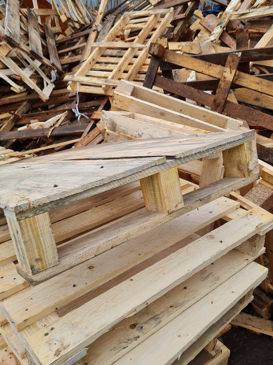 Collecte et recyclage de palettes et cagettes en Gironde